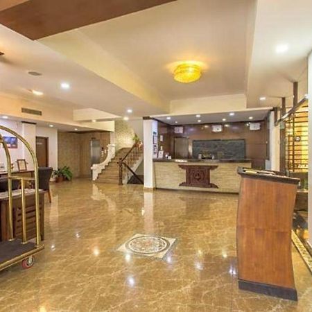 Da Yatra Courtyard Hotel & Resort Pokhara Exterior photo