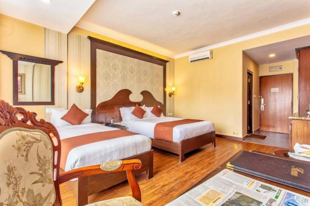 Da Yatra Courtyard Hotel & Resort Pokhara Exterior photo