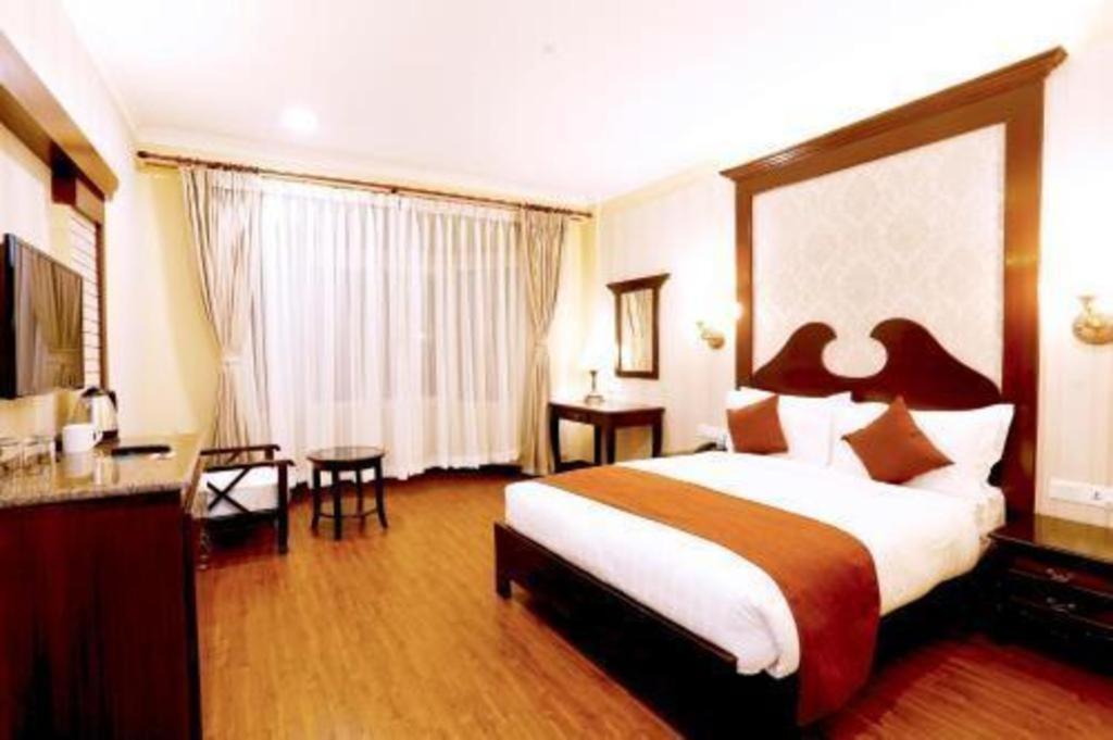 Da Yatra Courtyard Hotel & Resort Pokhara Exterior photo